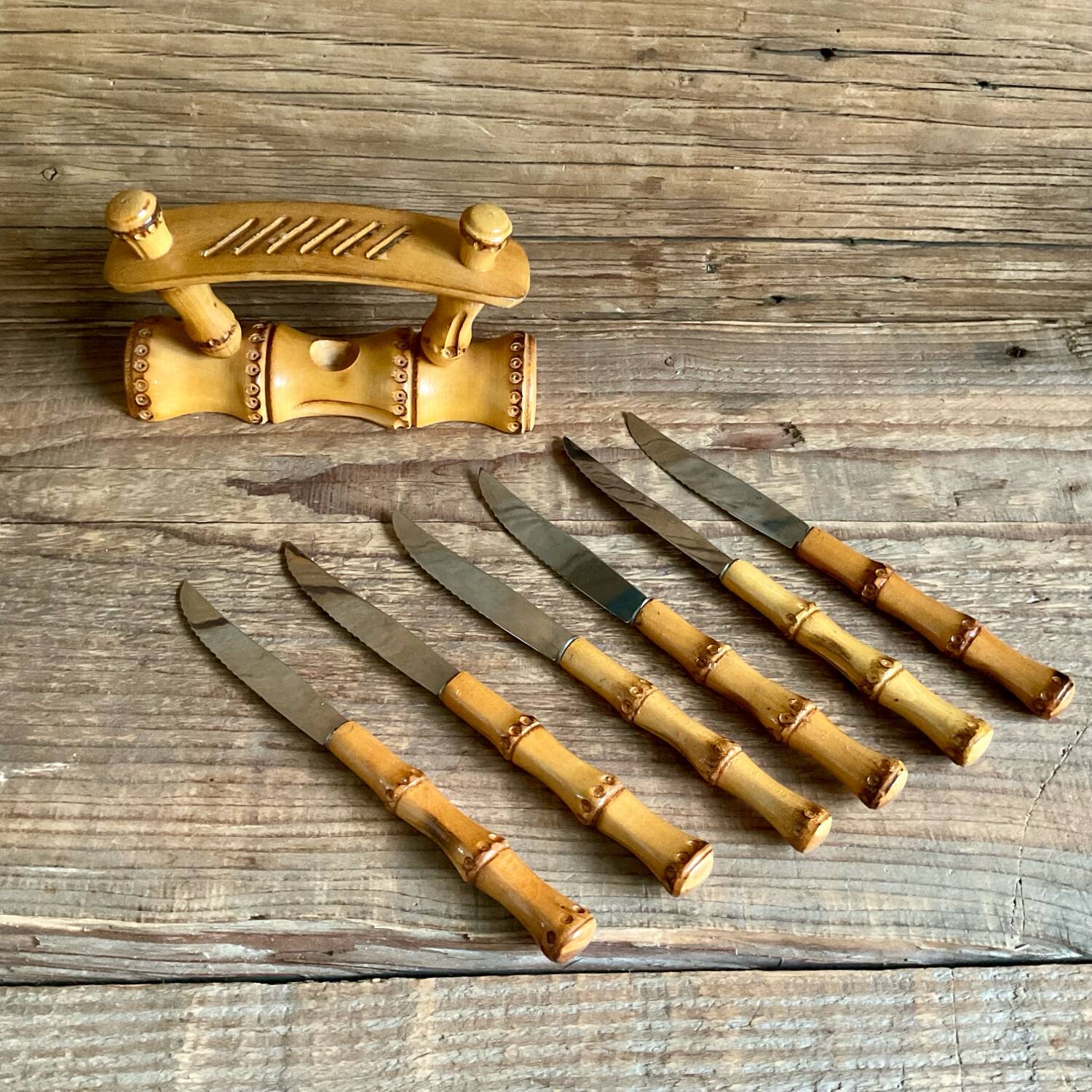 6 small bamboo knives