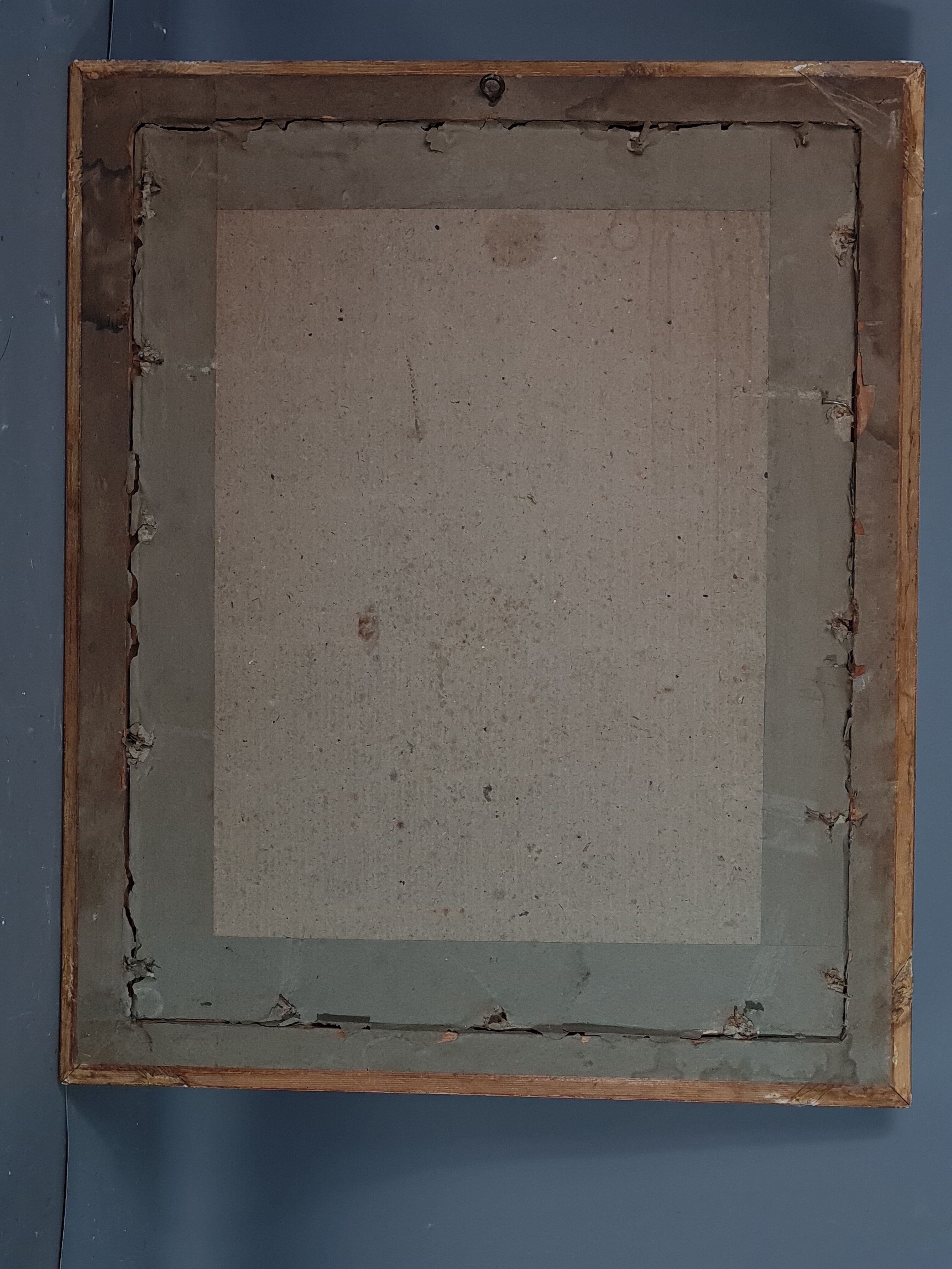 Old frame with keys, gilded stucco wood, pearl frieze 46x38 cm, foliage 40.3x32.1 cm + SB glass