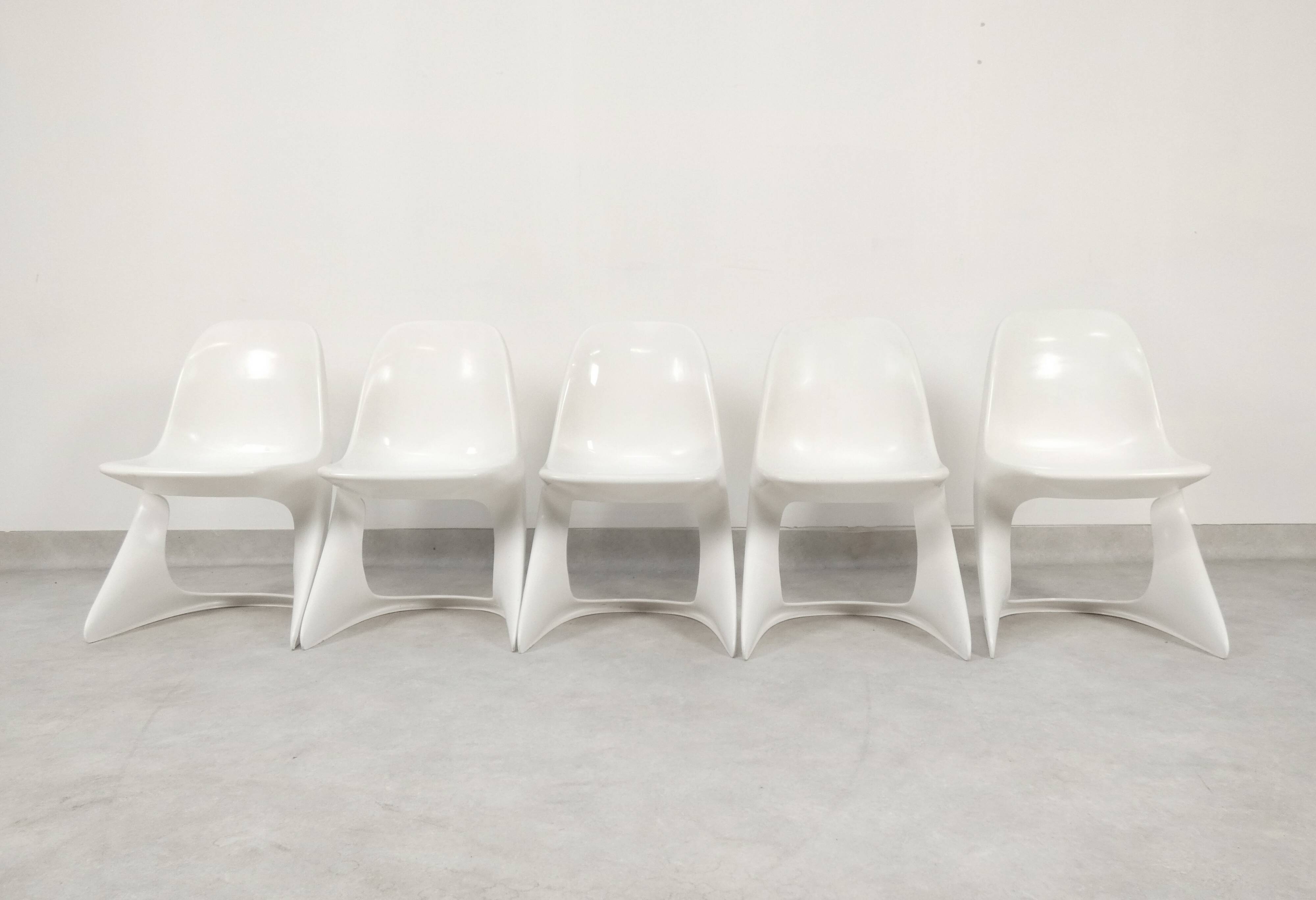 Casala Casalino 2004-00 chairs by Alexander Begge