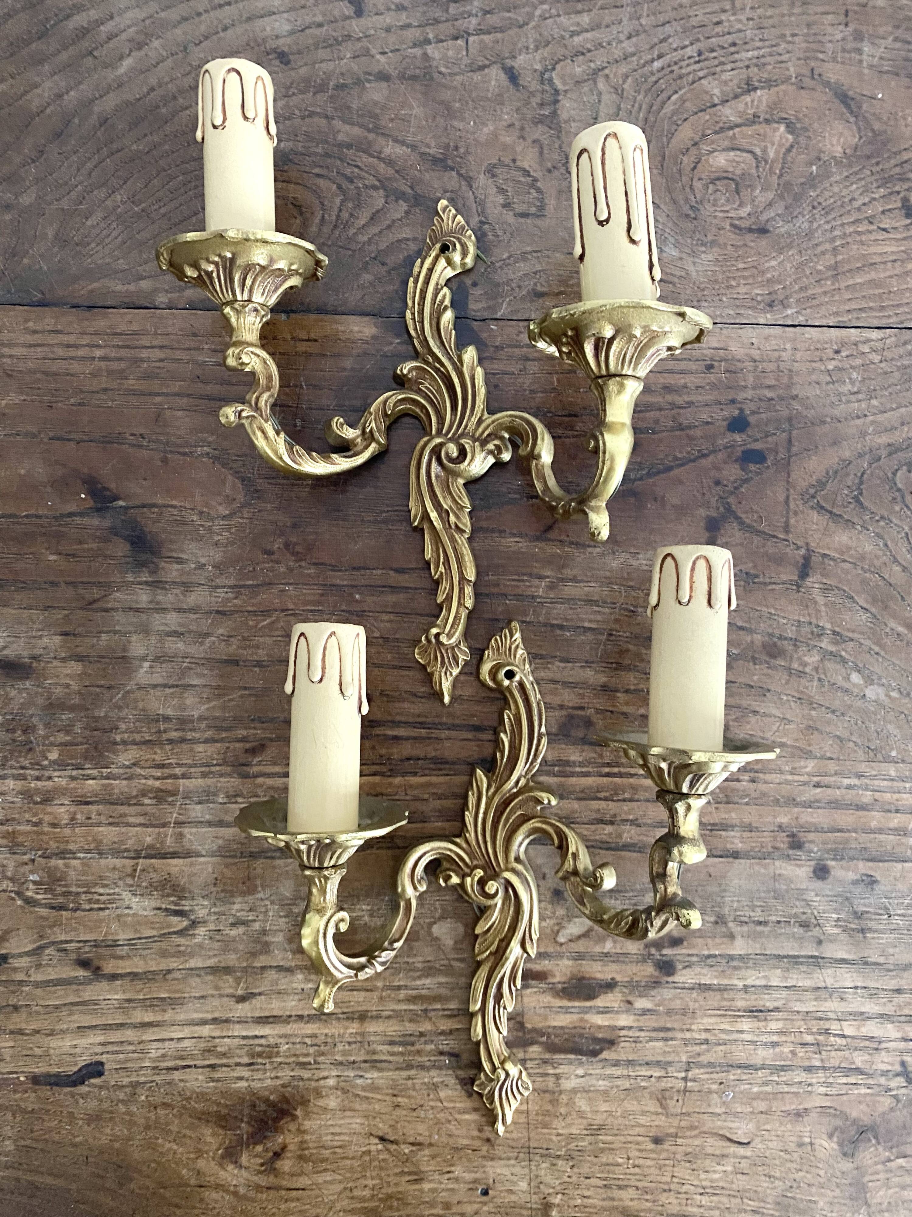 Pair of rococo-style brass wall lights
