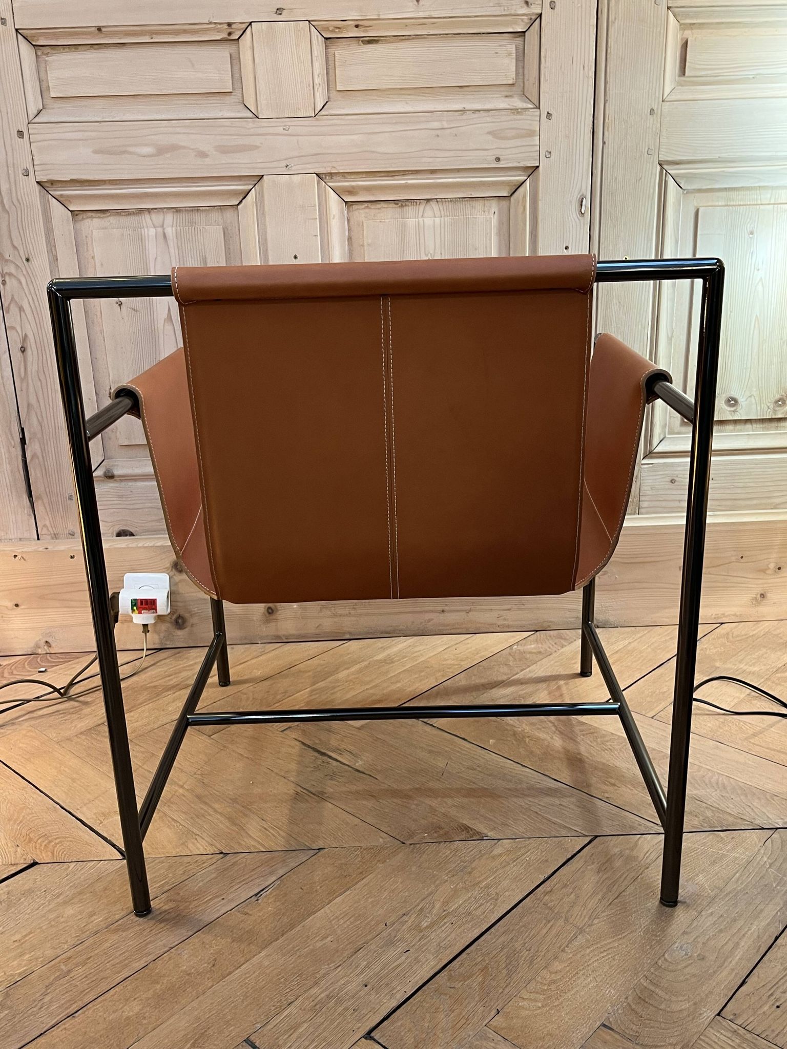 "Ming's Heart" Armchair Publisher Poltrona Frau Designer Shi-Chieh Lu