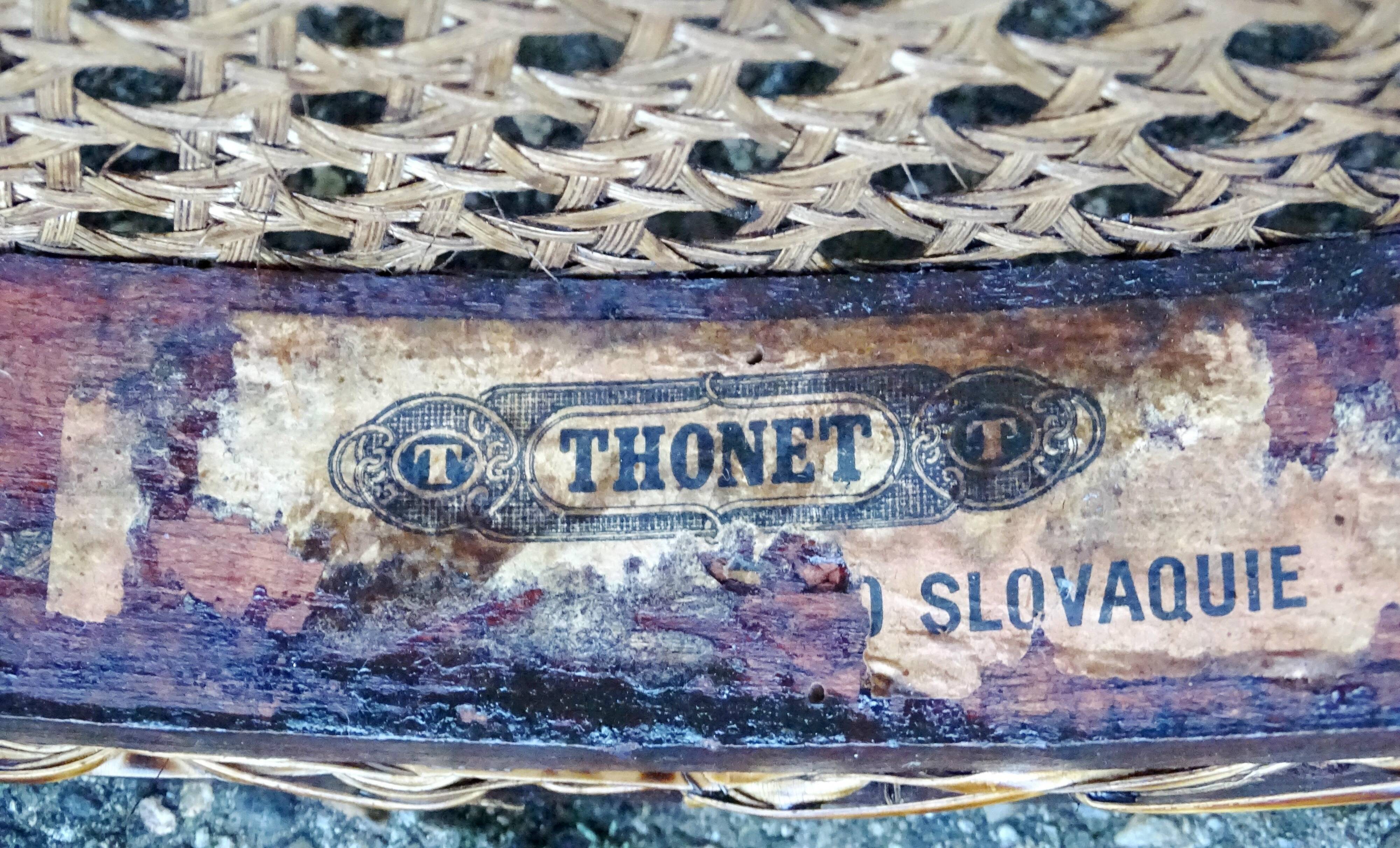 Two Thonet chairs No. 561 from the USA catalogue. Around 1925.
