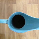 Grand broc in metal emaillé