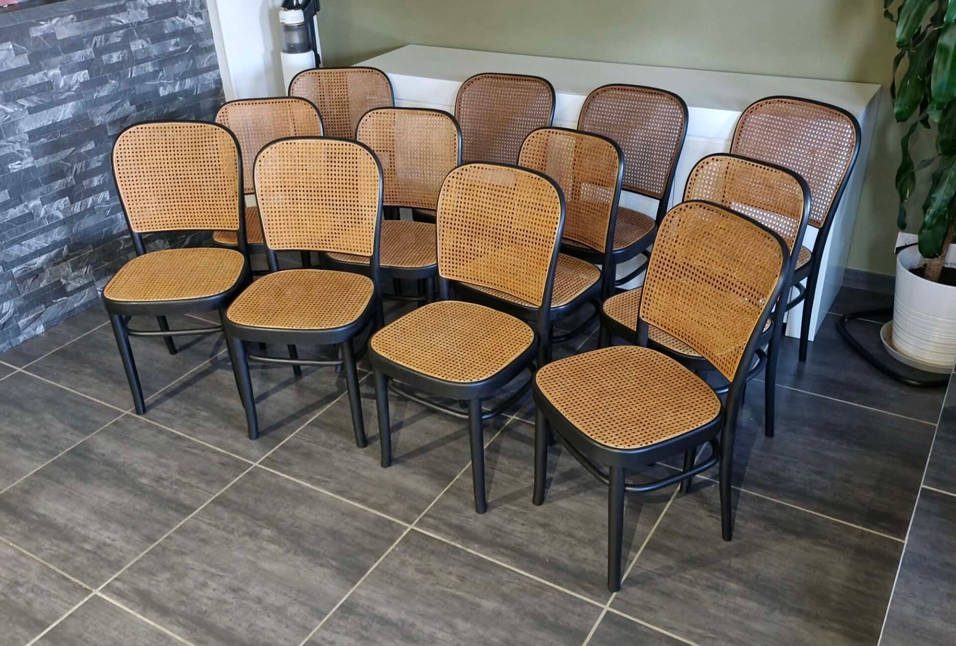 Set of 12 chairs no. 811 after Hoffmann, 1990s