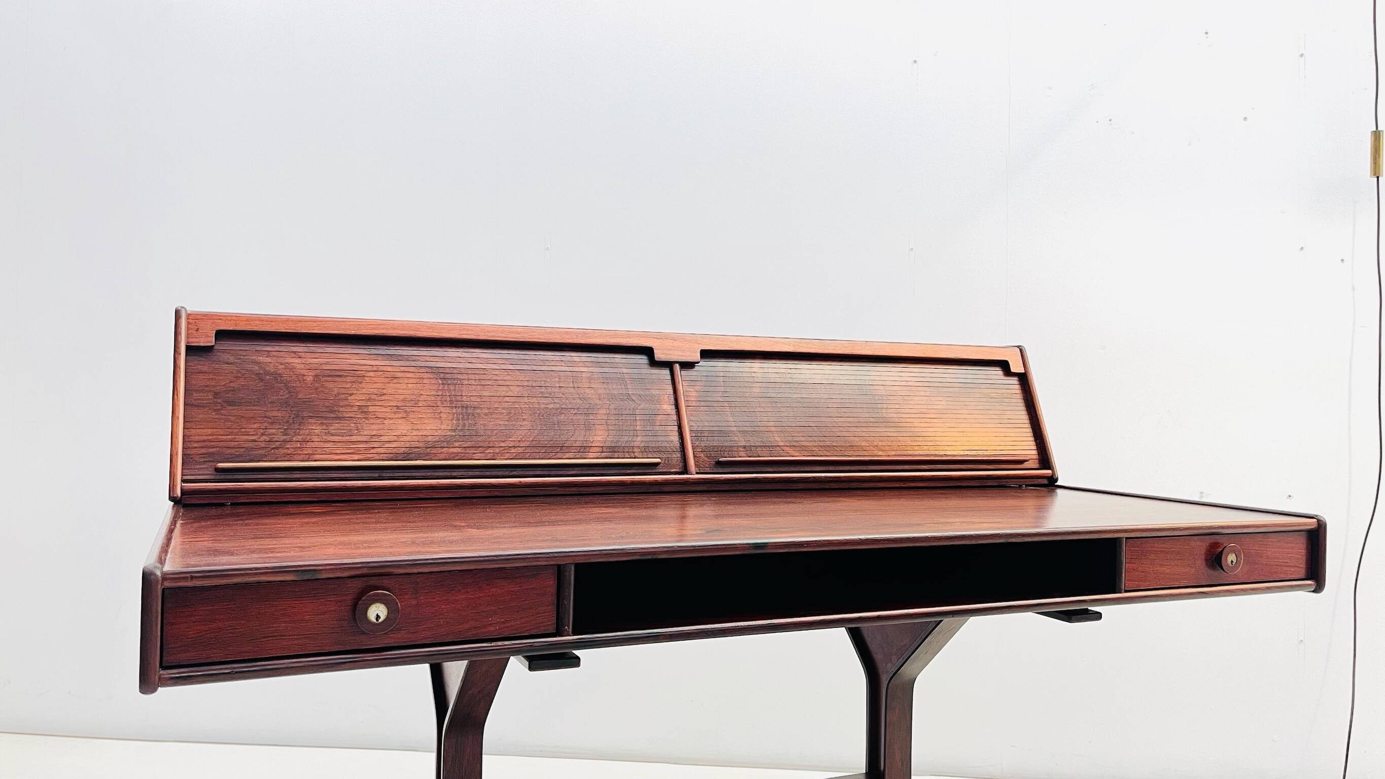 Bureau Model 530 par Gianfranco Fratini