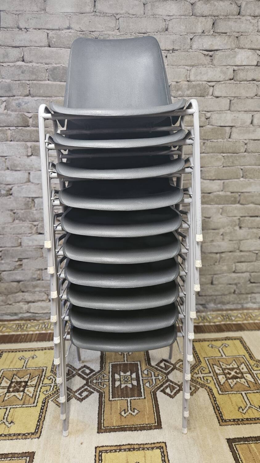 Lot of 10 Helmut Starke chairs from the 1970s