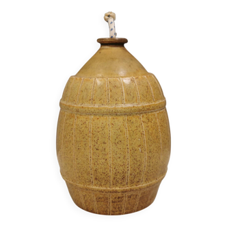 Small, attractive ceramic candlestick from the 1970s, Denmark.