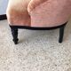 Fauteuil vintage en velours rose
