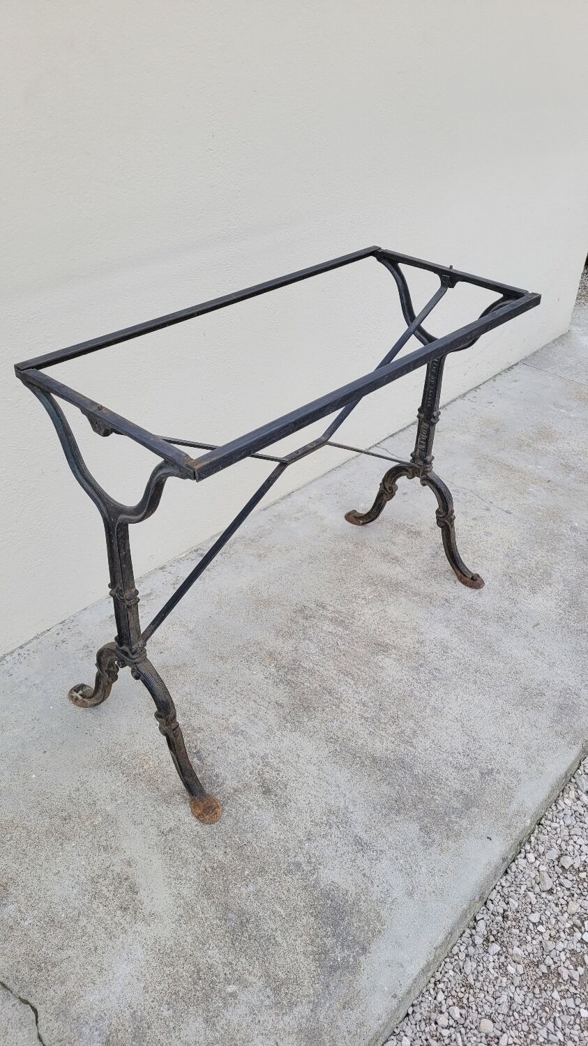 Restaurant bistro table in marble and cast iron signed godin