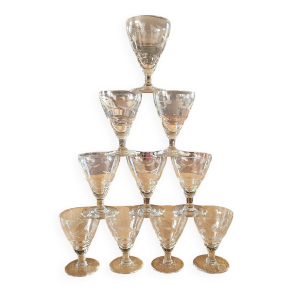 10 verres à vin vintage