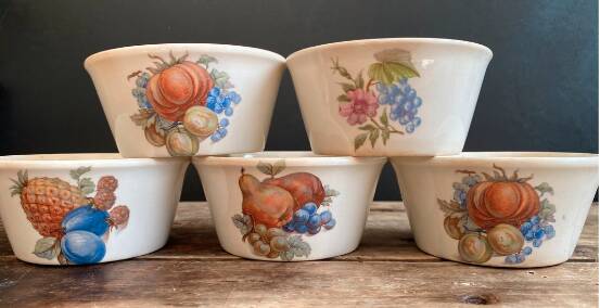 Set of 5 Vintage Boch Frères Ramekins / Small Bowls - Fruit Decor