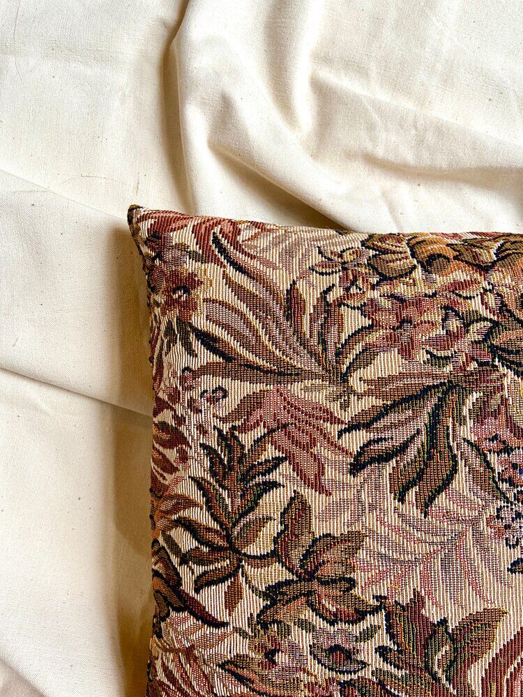 Coussin en jacquard à fleurs 40 cm