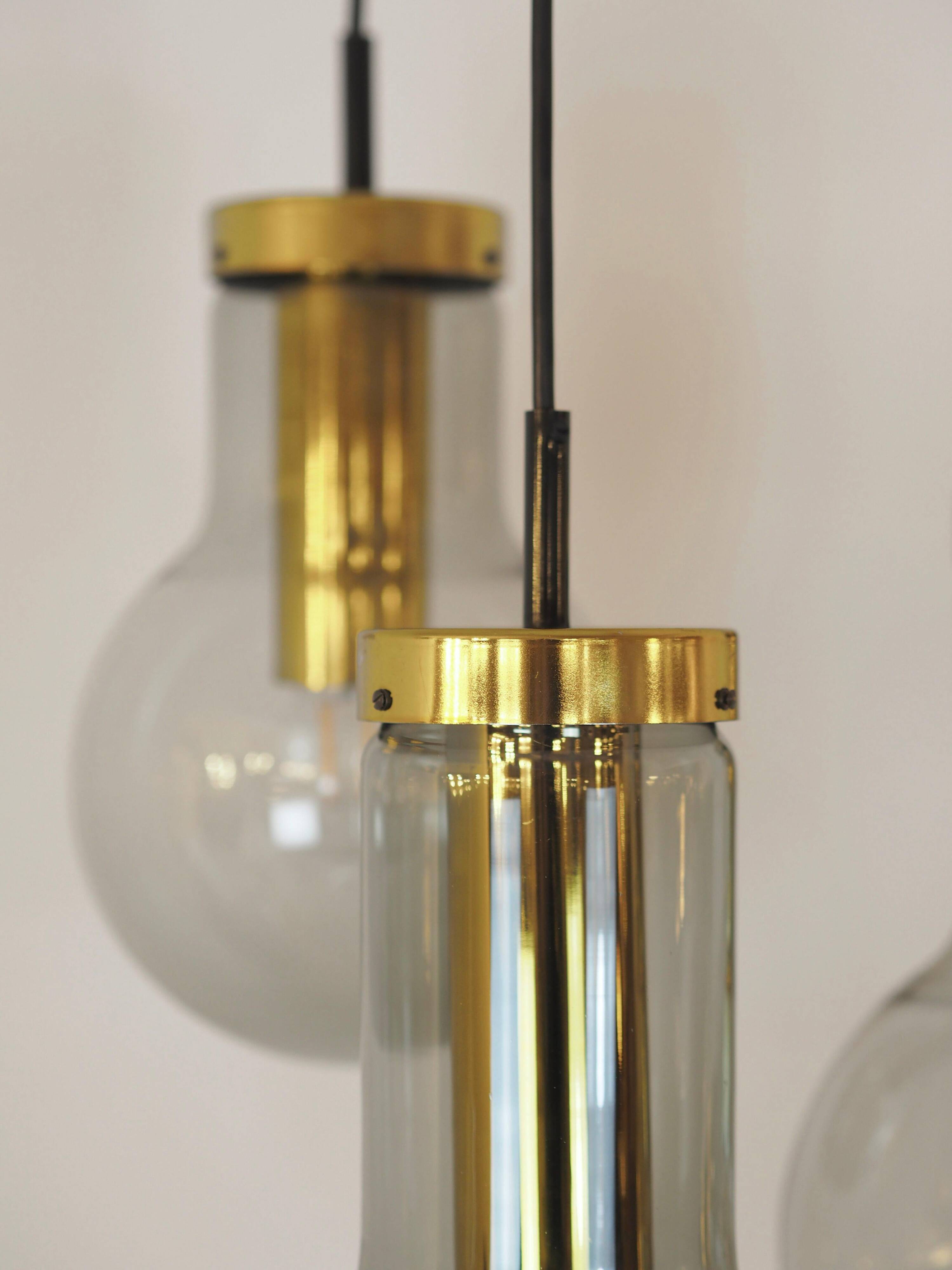 Rare Trio de lampes suspendues "Maxi Globe Lighting" par RAAK Amsterdam, années 1960