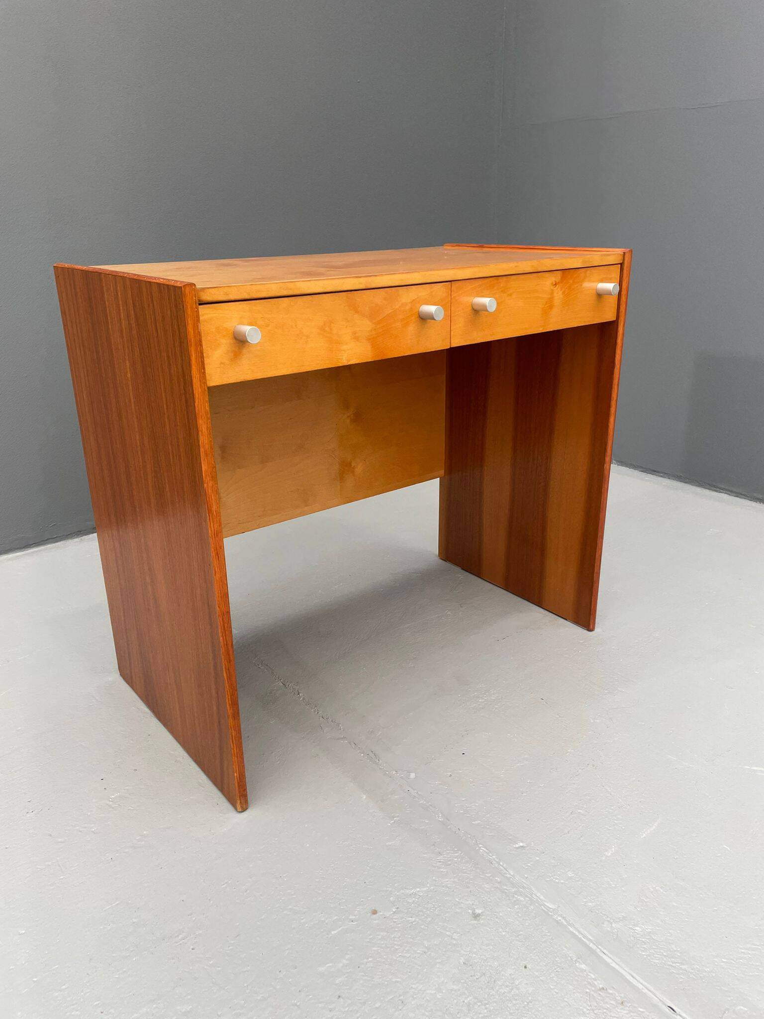 Coiffeuse Femina – Jindřich Halabala, années 1970, UP Závody Bučovice