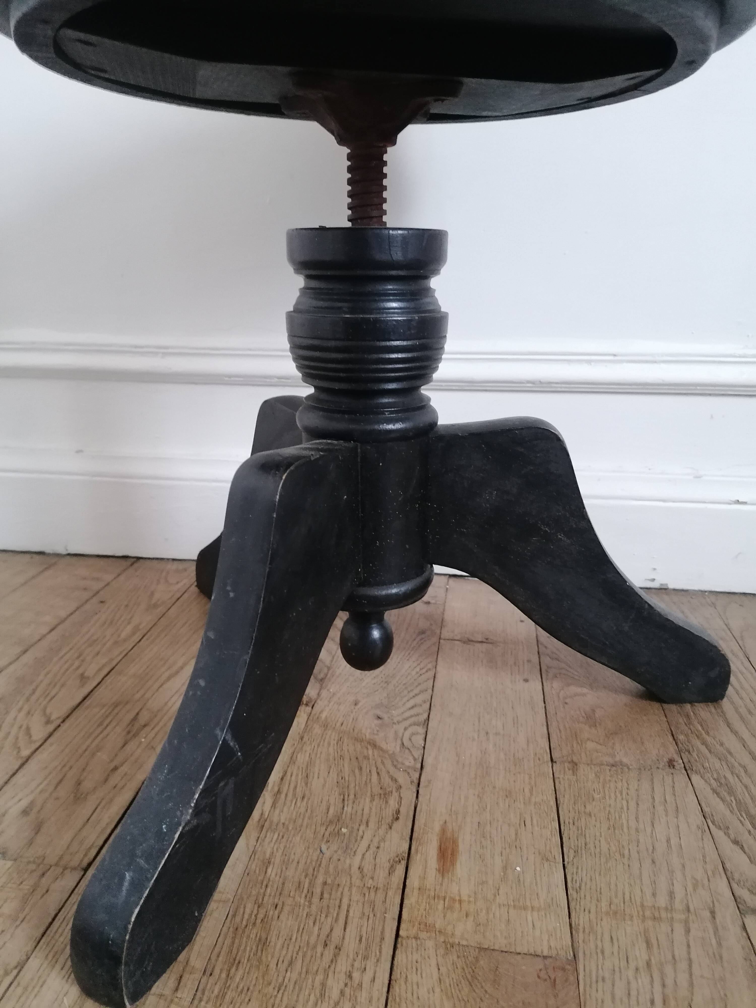 Napoleon III blackened wooden adjustable stool