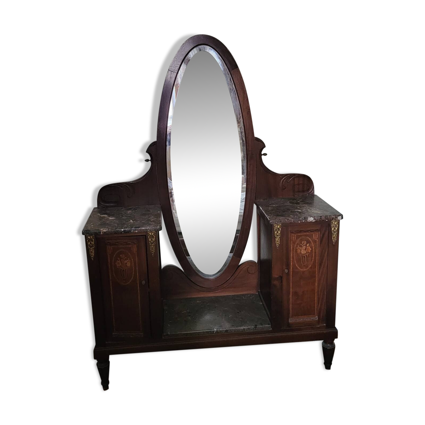 Neo-retro hairdresser