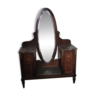 Neo-retro hairdresser