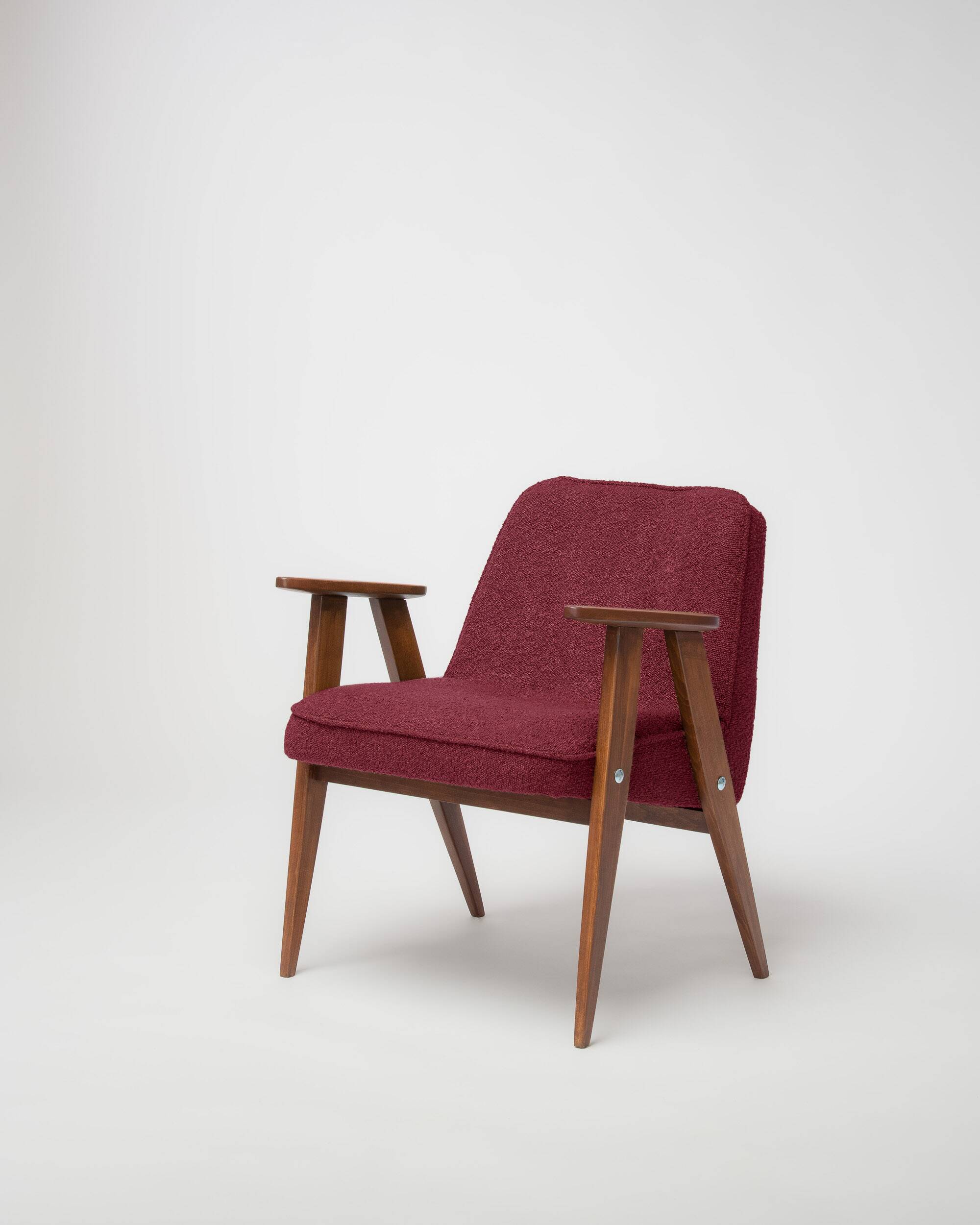 Fauteuil Modèle 366 de Józef Chierowski (1962) – Icône du design polonais