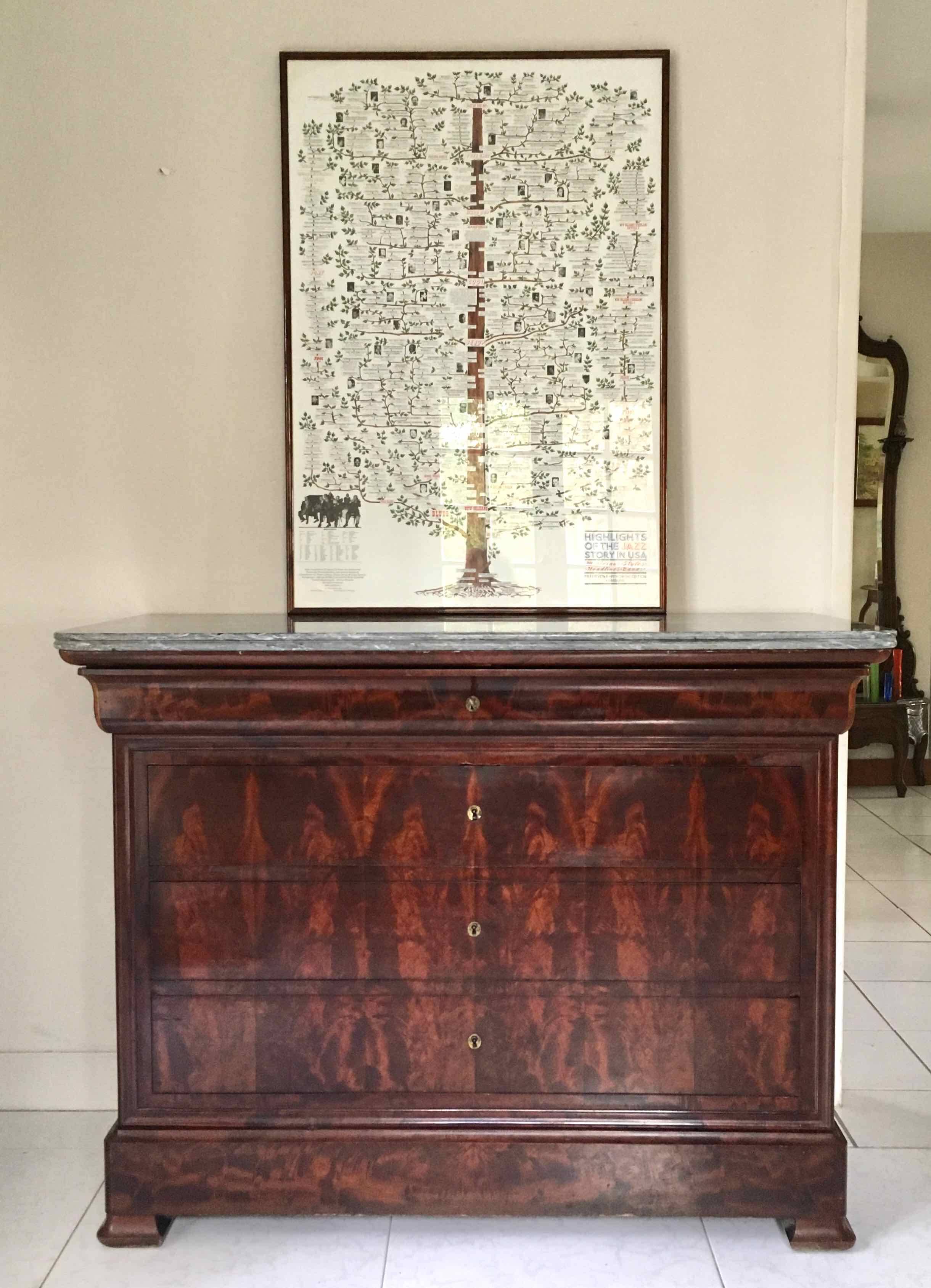 Commode XIXe Louis Philippe marbre sainte anne et noyer