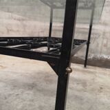 table basse fer forgé verre laiton vintage 1950