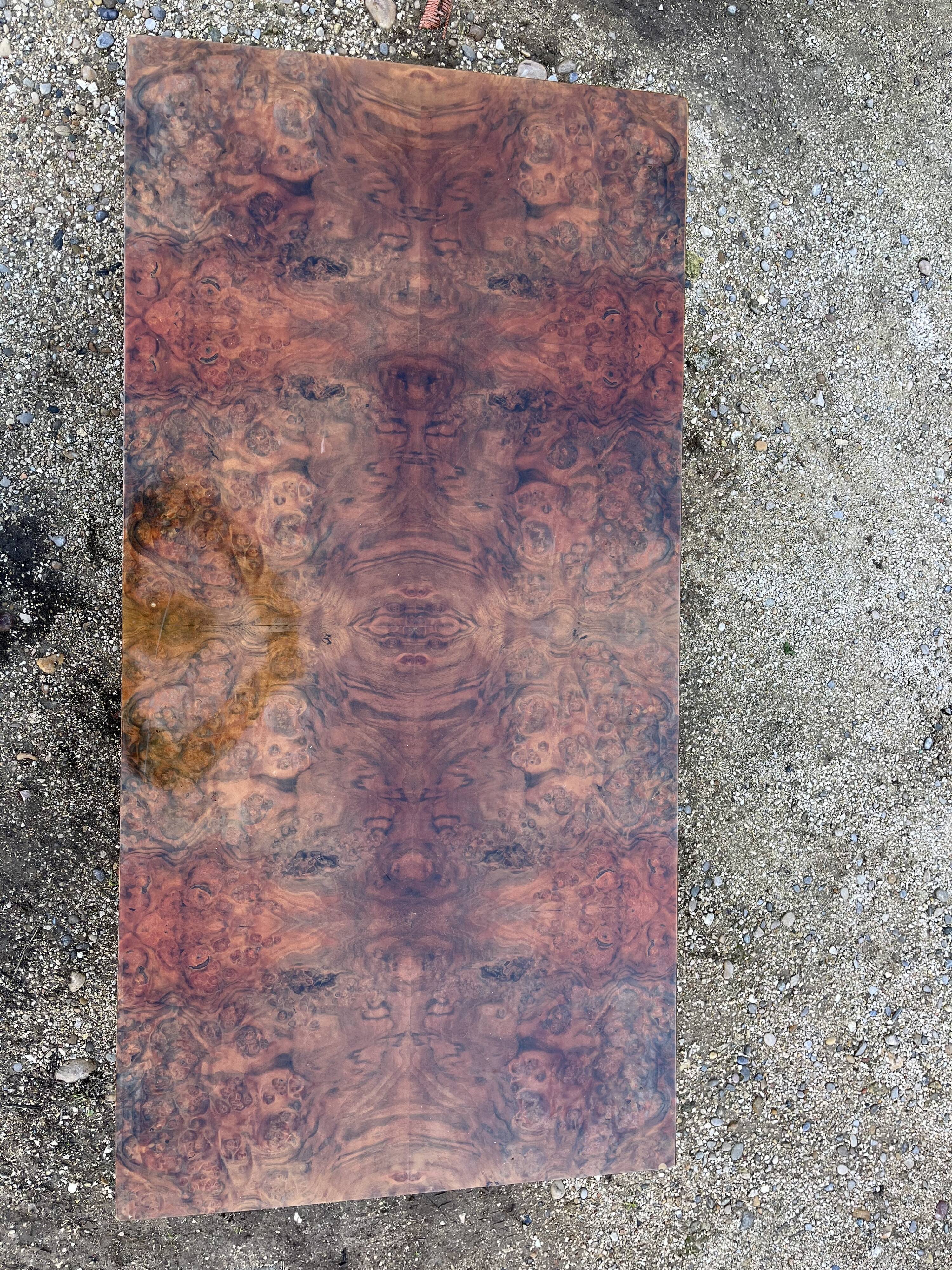 Design coffee table in walnut and brass 70 years