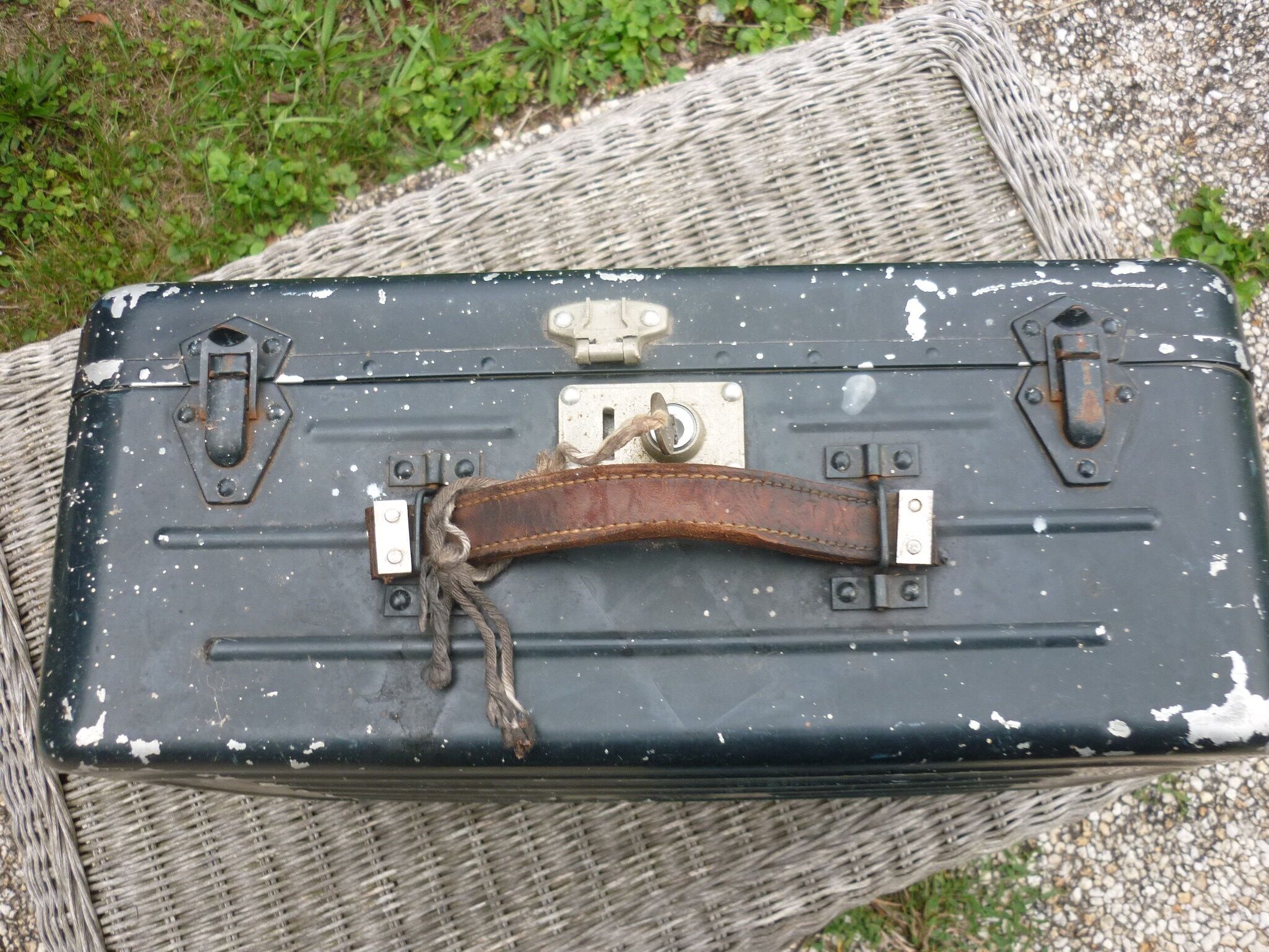 Iron trunk case marine anchor