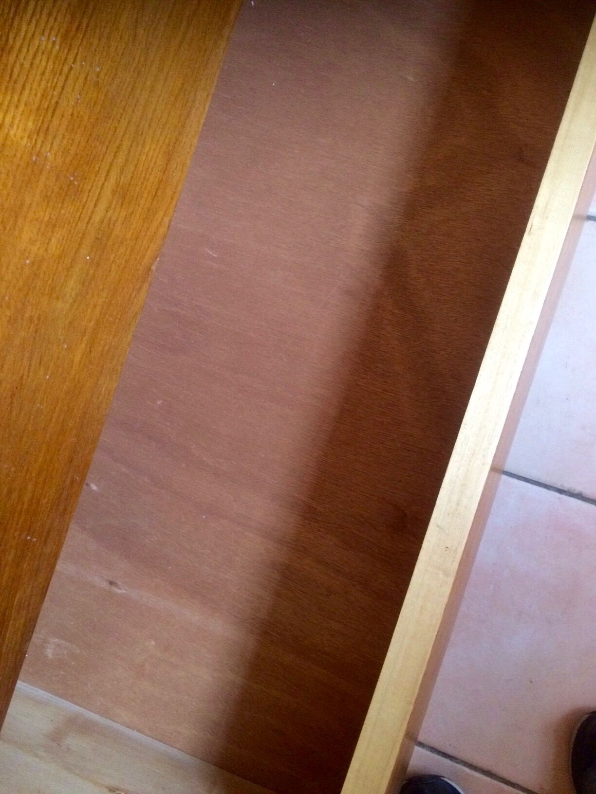 Scandinavian type chest of drawers