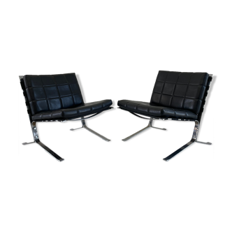 Pair of Jocker Armchairs by Olivier Mourgue 1970
