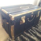 old trunk Lavolaille