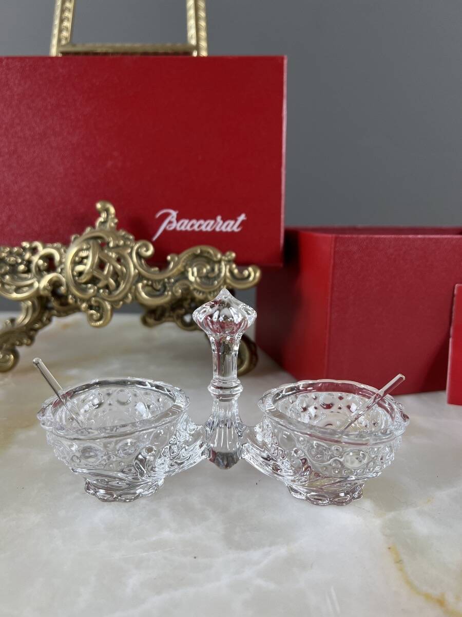 Double crystal salt cellar by Baccarat, model with cut decoration, 20th century.