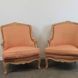 Paire de fauteuils bergère de style Louis XV