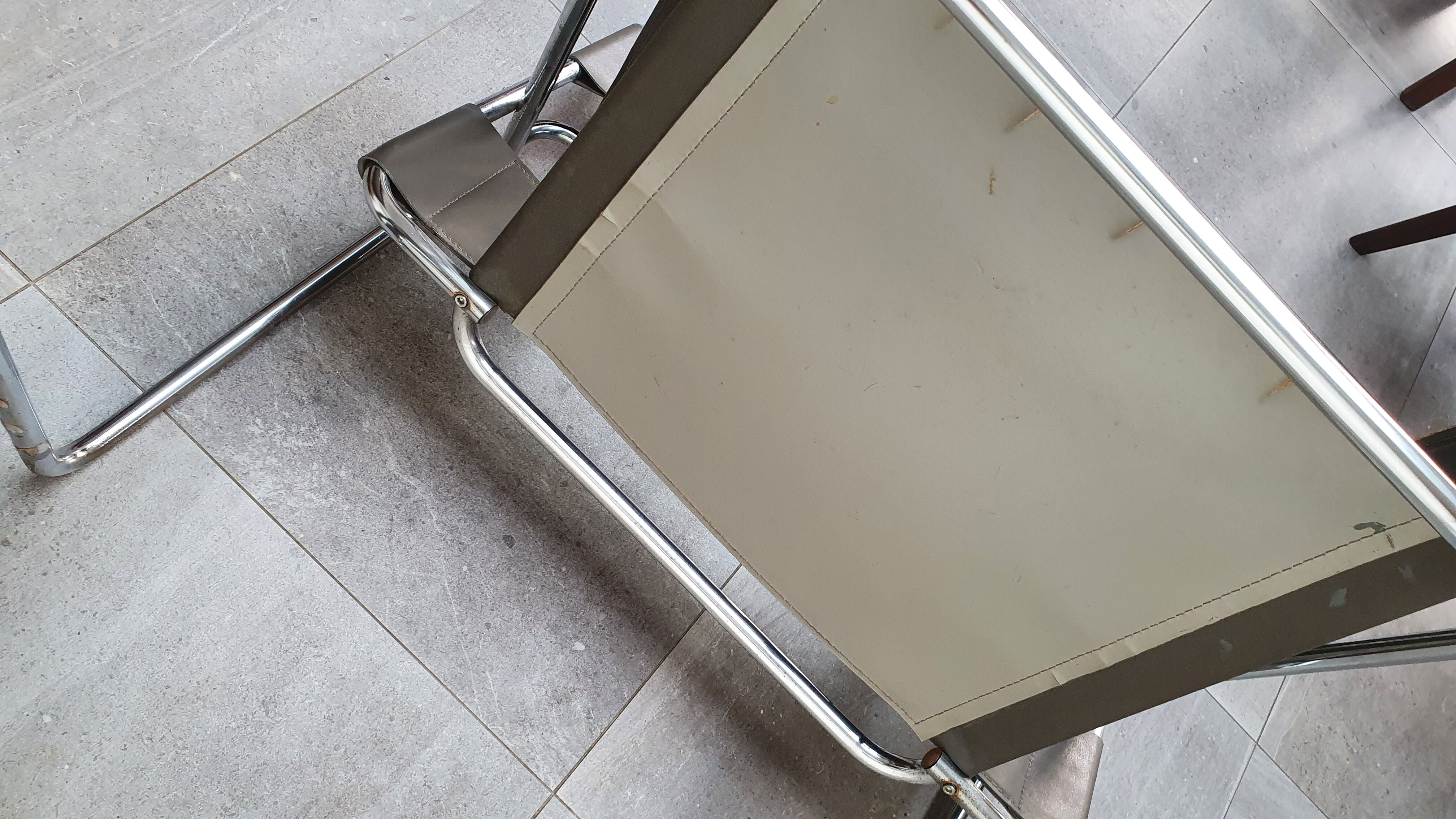 Fauteuil Wassily par Marcel Breuer années 80