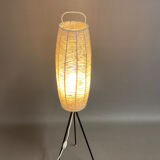 Elegant tripod lamp design 1950