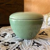 Water-green cracked ceramic box