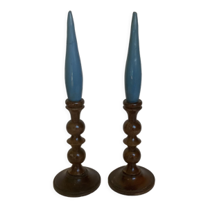 Paire d’anciens bougeoirs bois