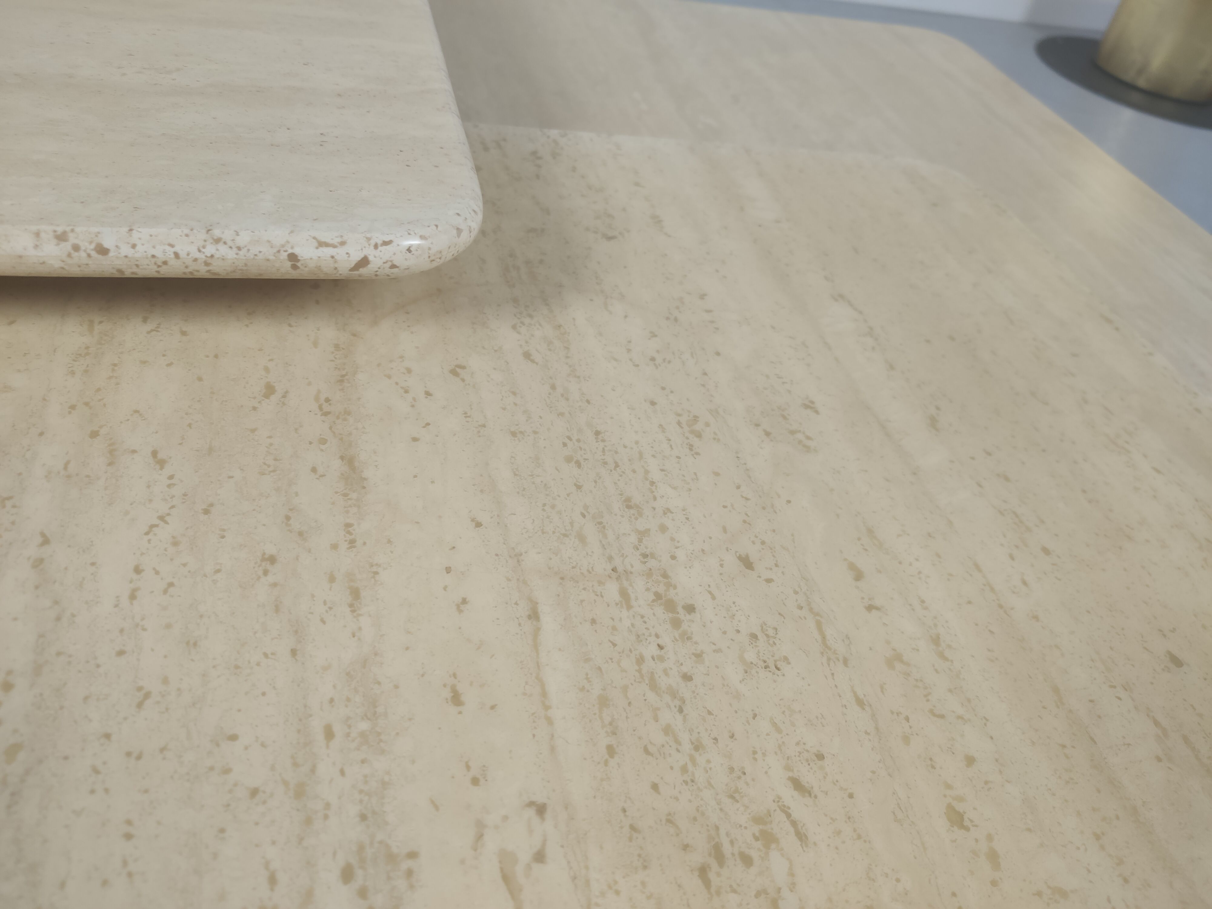 Table travertine 80s