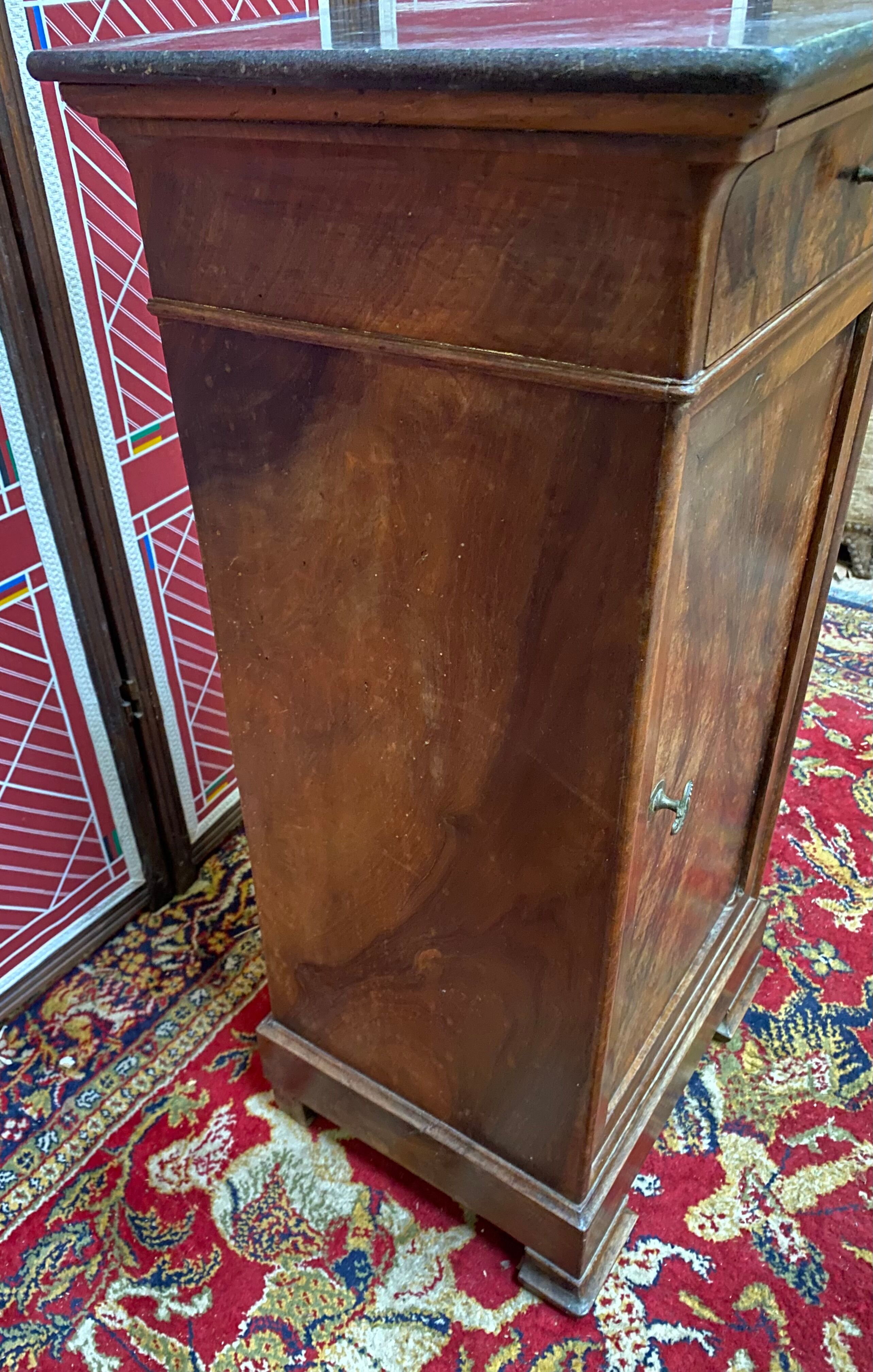 Walnut bedside and walnut veneer with marble, 1900