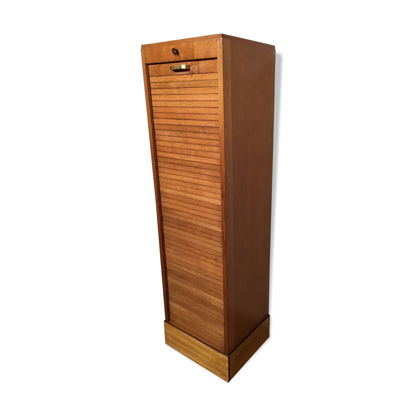 Furniture a curtains to 1950s.