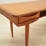 Table basse en teck, design danois, années 1970, production : Danemark
