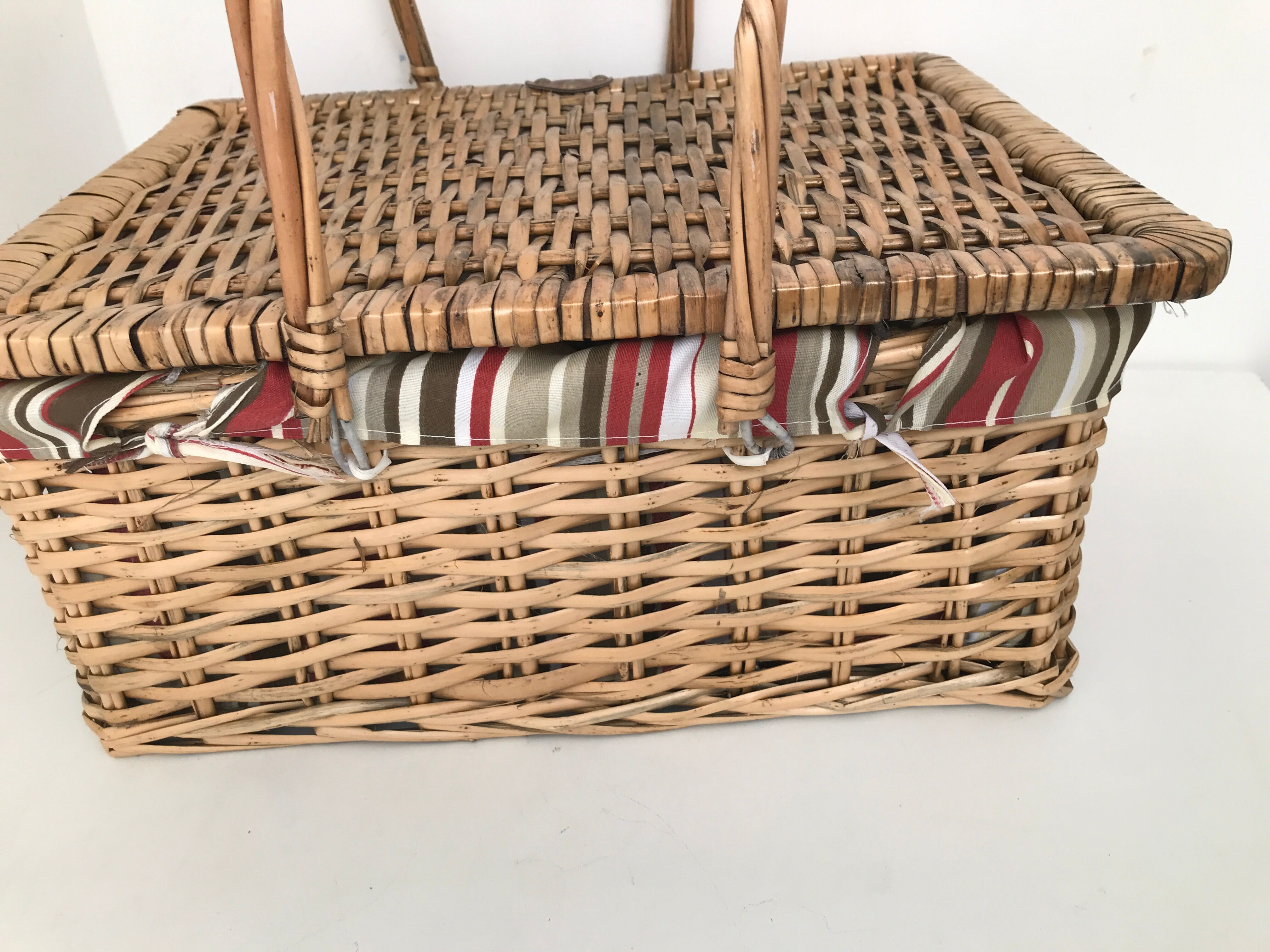 Vintage picnic basket