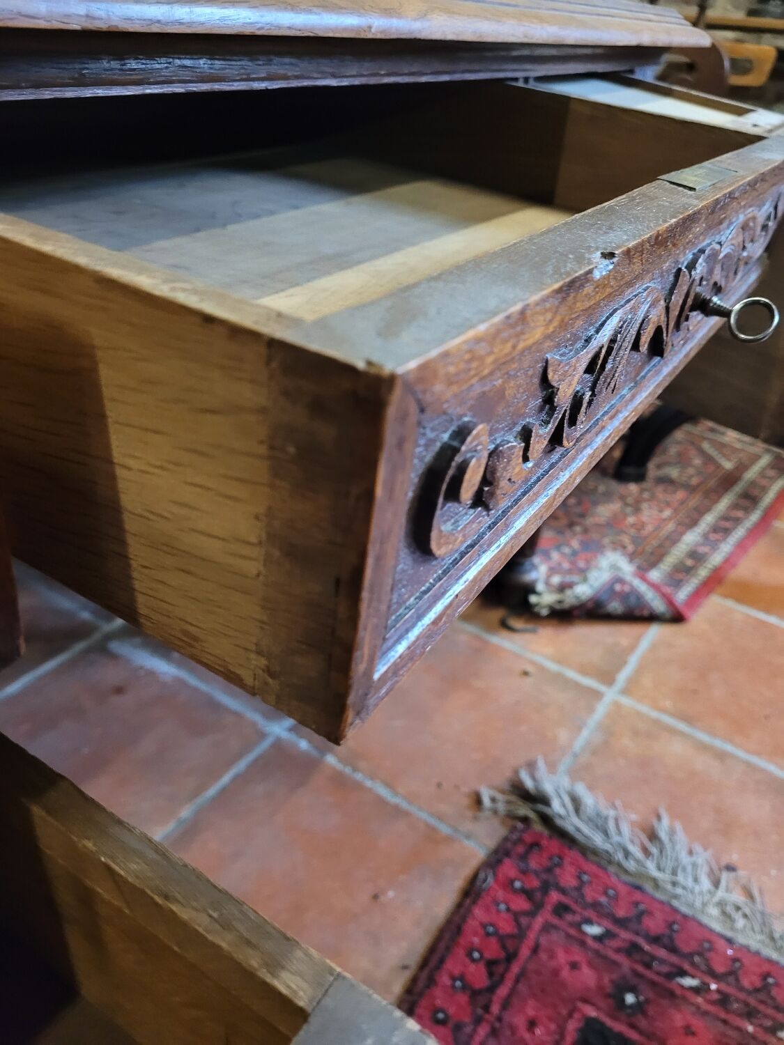 Oak desk with drawers