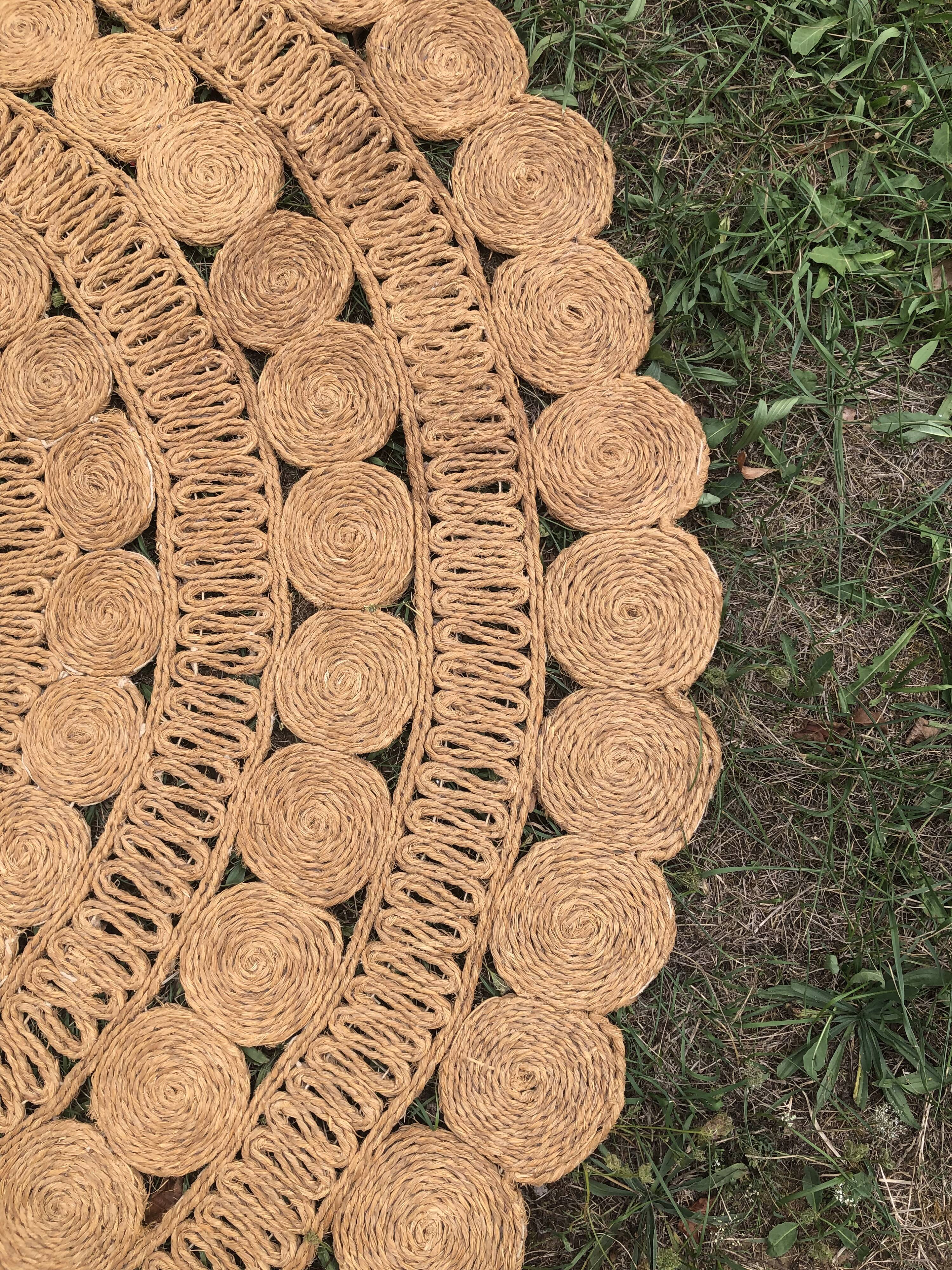Vintage jute round carpet