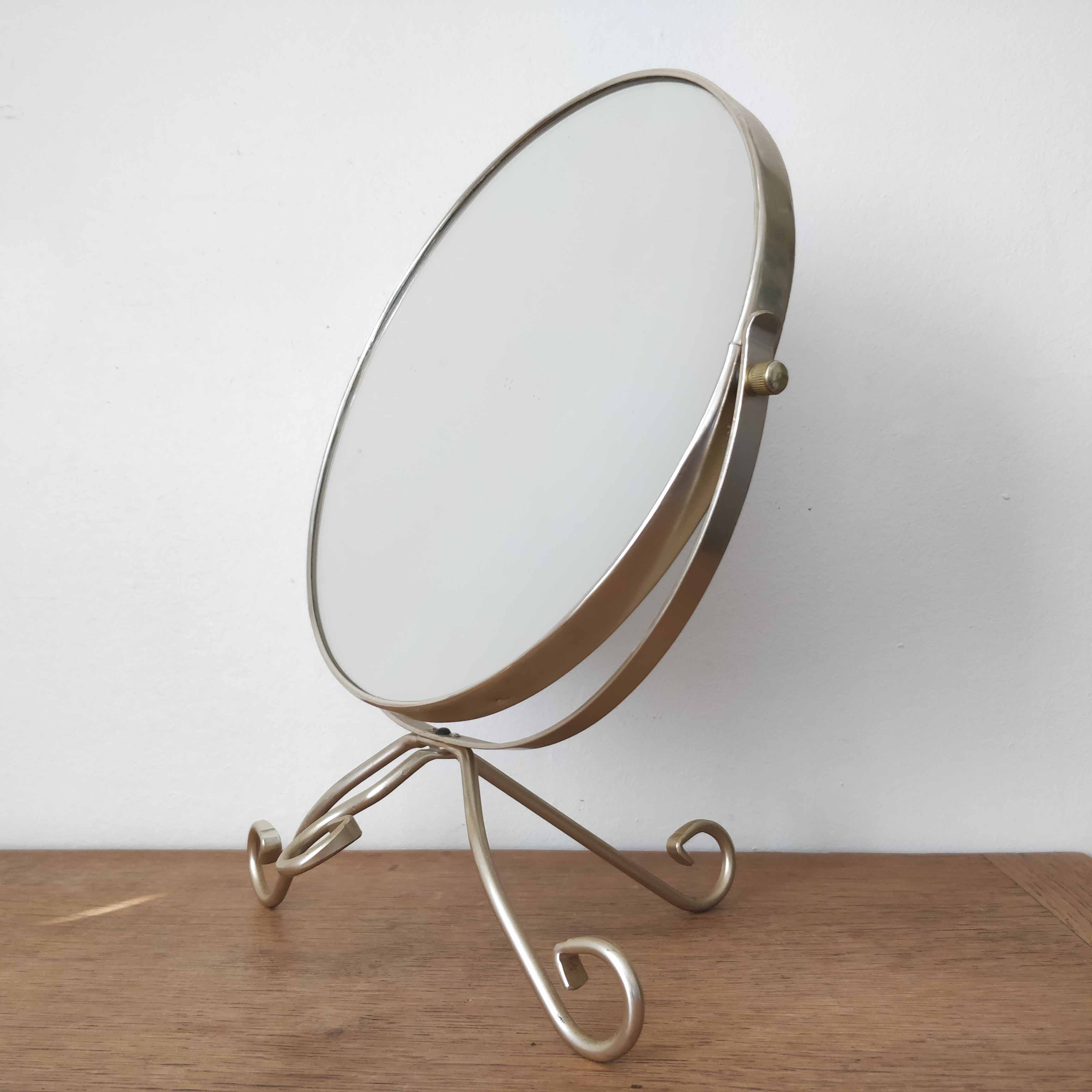 Mirror on double-sided gilded metal - 33x27cm