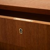 Commode en teck restaurée