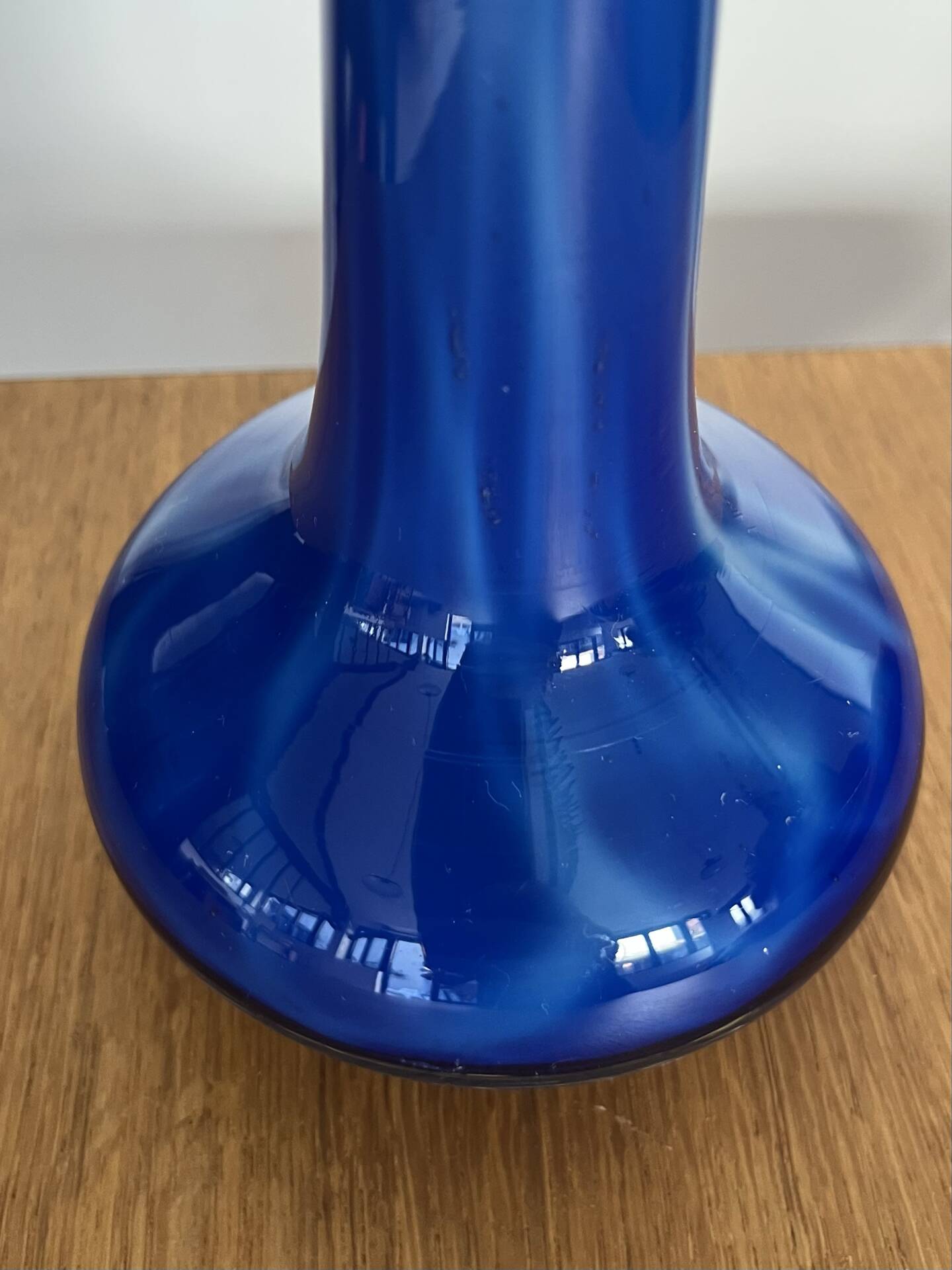 Multilayer blue/white/red soliflore vase
