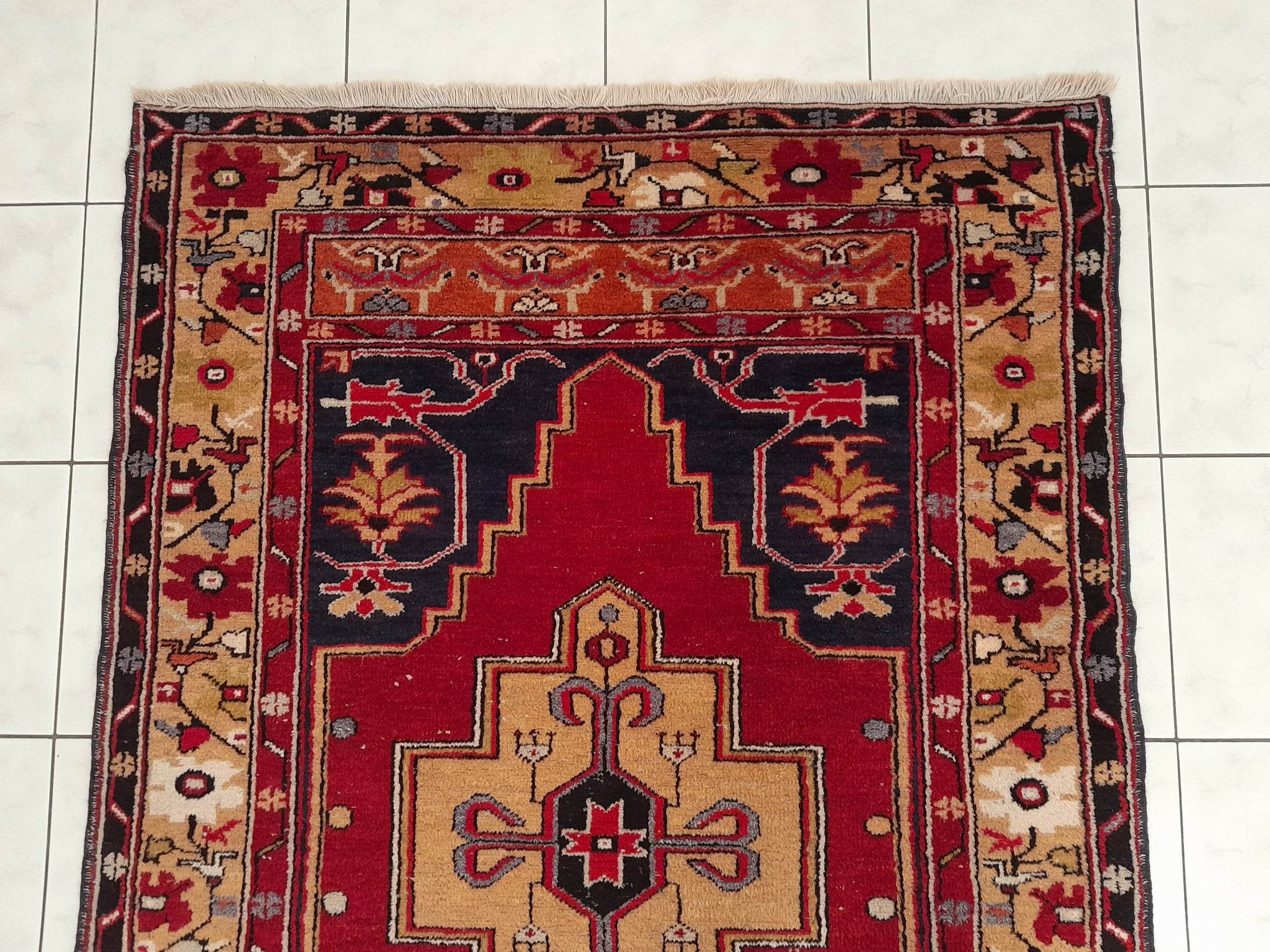 Anatolian Yahyahli rug 247x125cm