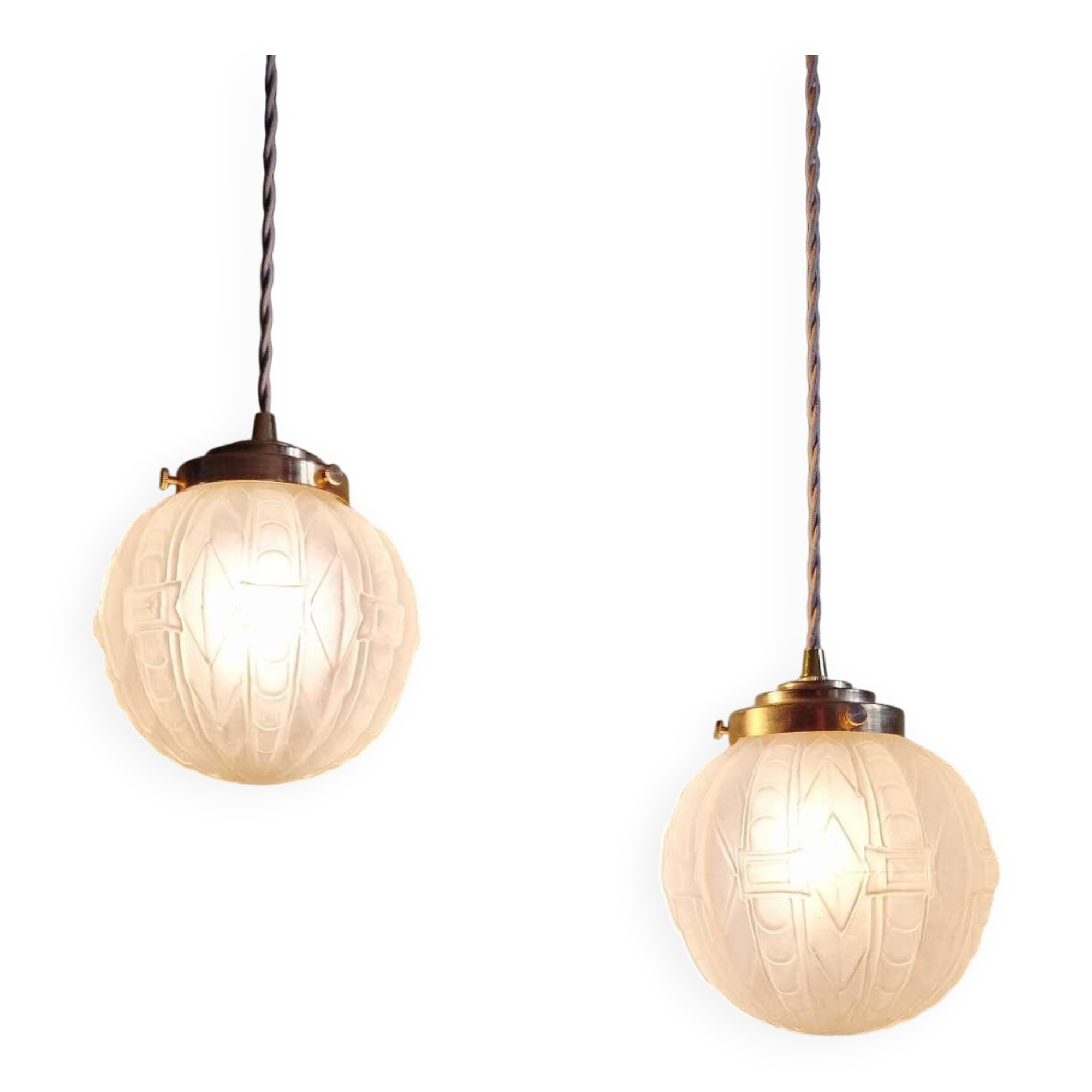 Pair of Art Deco pendant lights in pressed molded satin glass, 1920-30