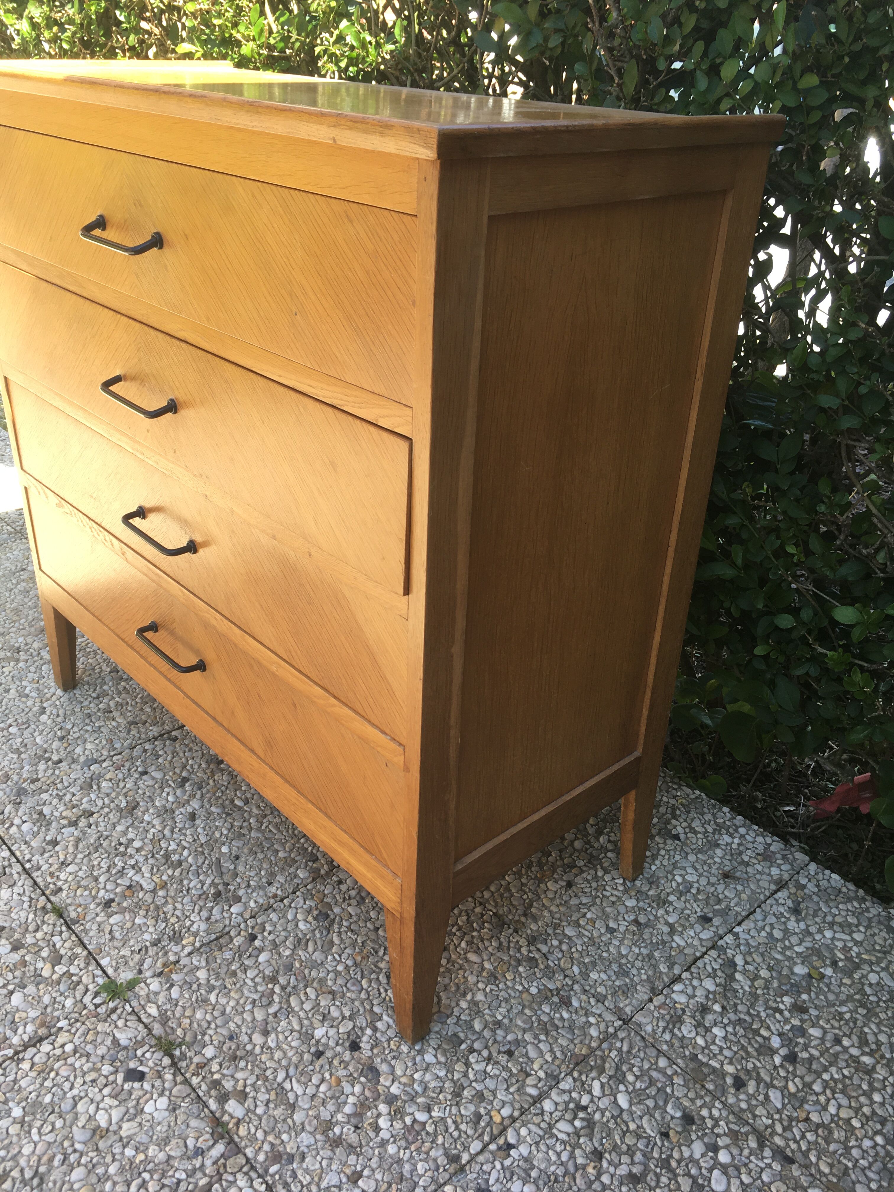 Commode vintage