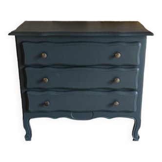 Period chest of drawers