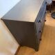 Commode anglaise en bois patiné noir